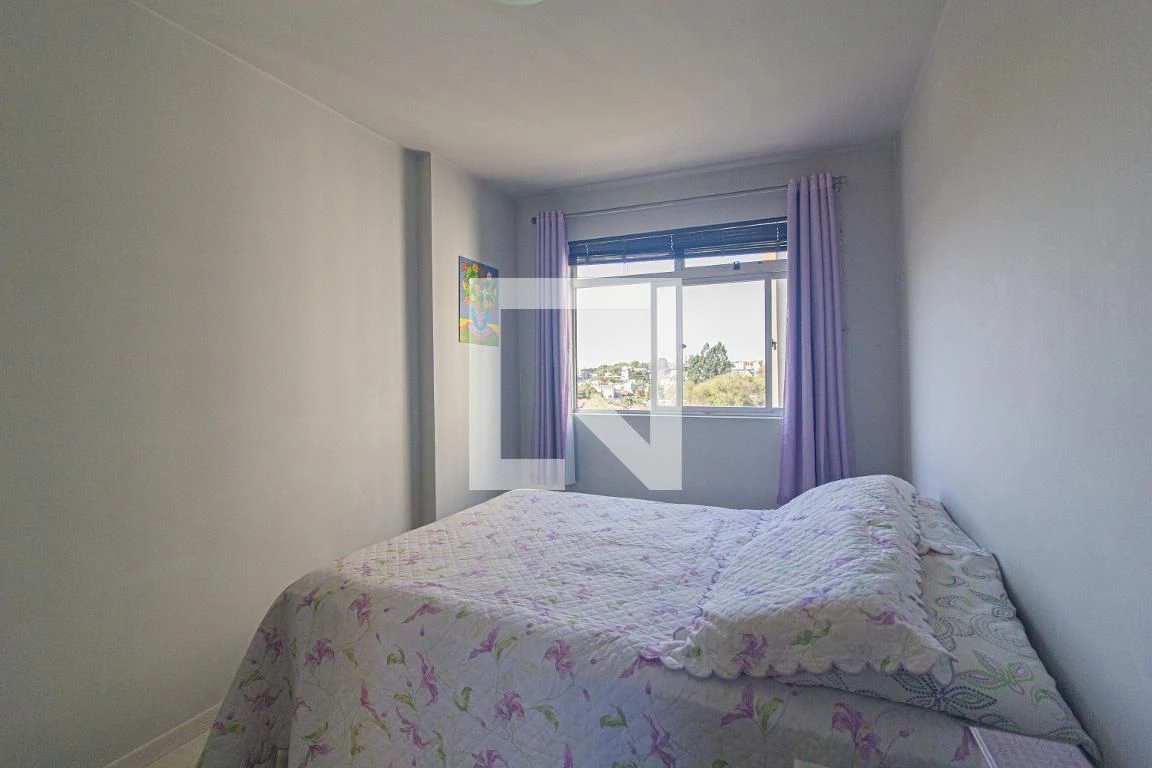 Furnished apartment, 97 m², with a glass-enclosed balcony — photo 7