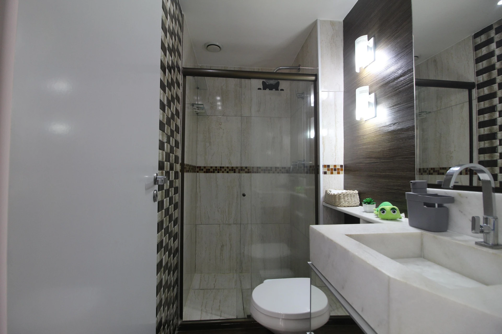 Departamento amueblado, 51 m², con balcón cerrado con vidrio — photo 2