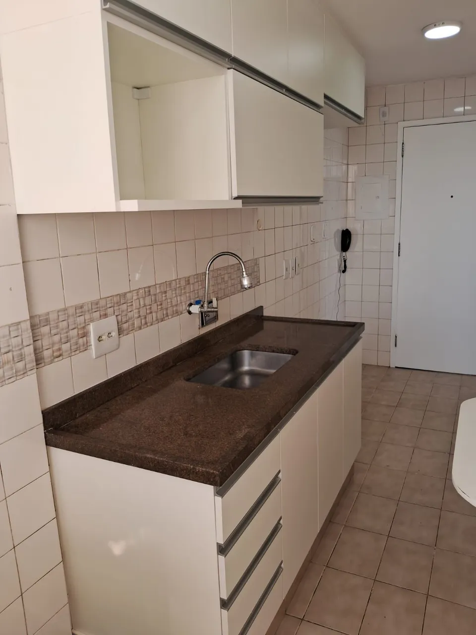 Apartamento sem mobília com 2 dormitórios e 1 banheiro — photo 8