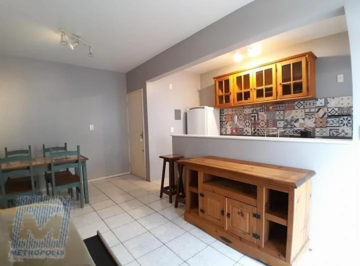 52 m² apartment with an open-plan kitchen and living area — photo 3