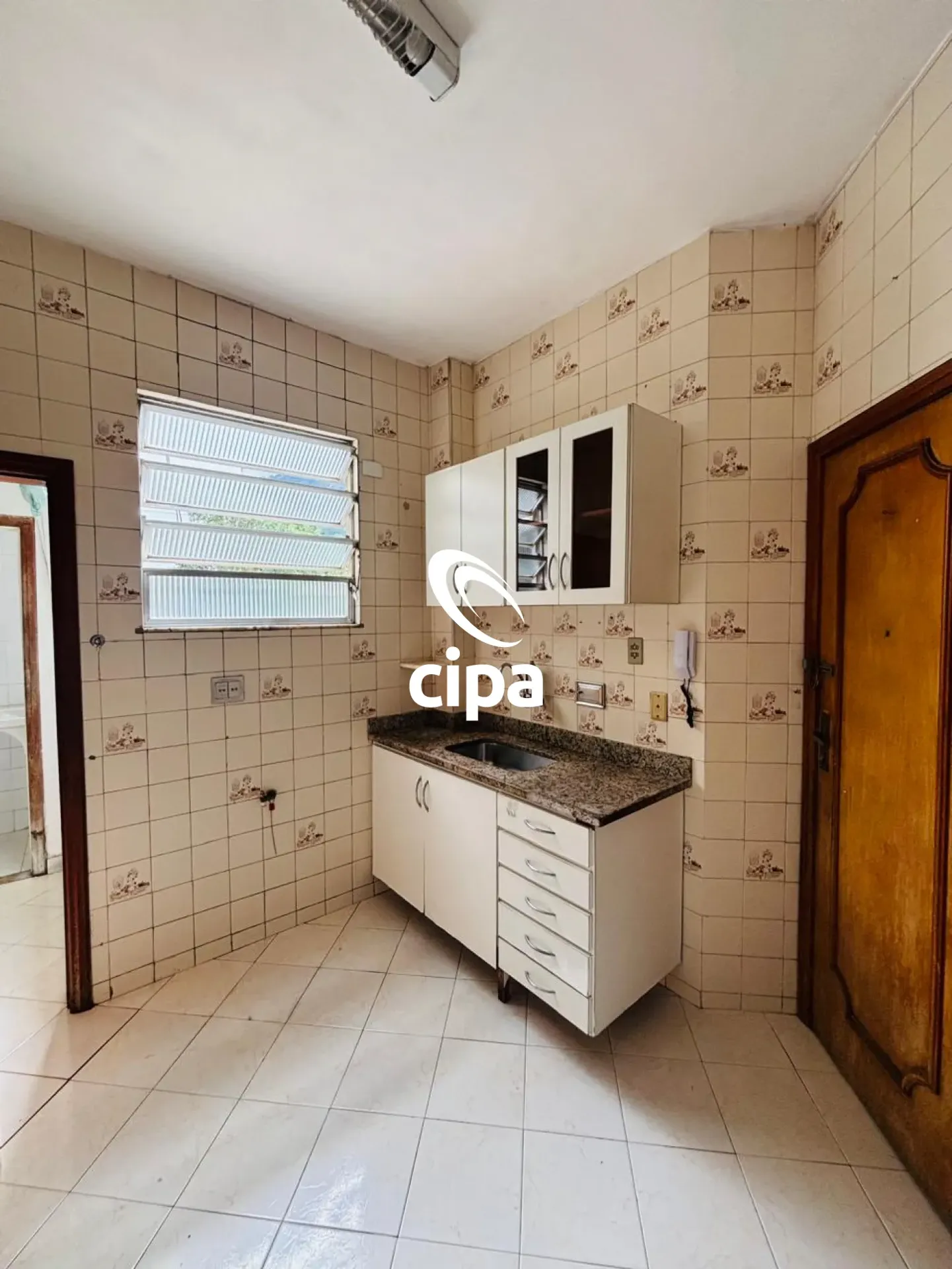 Mountain view in a 3-bedroom apartment, 98 m² — photo 14