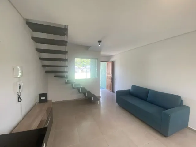 Semi-detached house with 67 m², 2 bedrooms and open kitchen