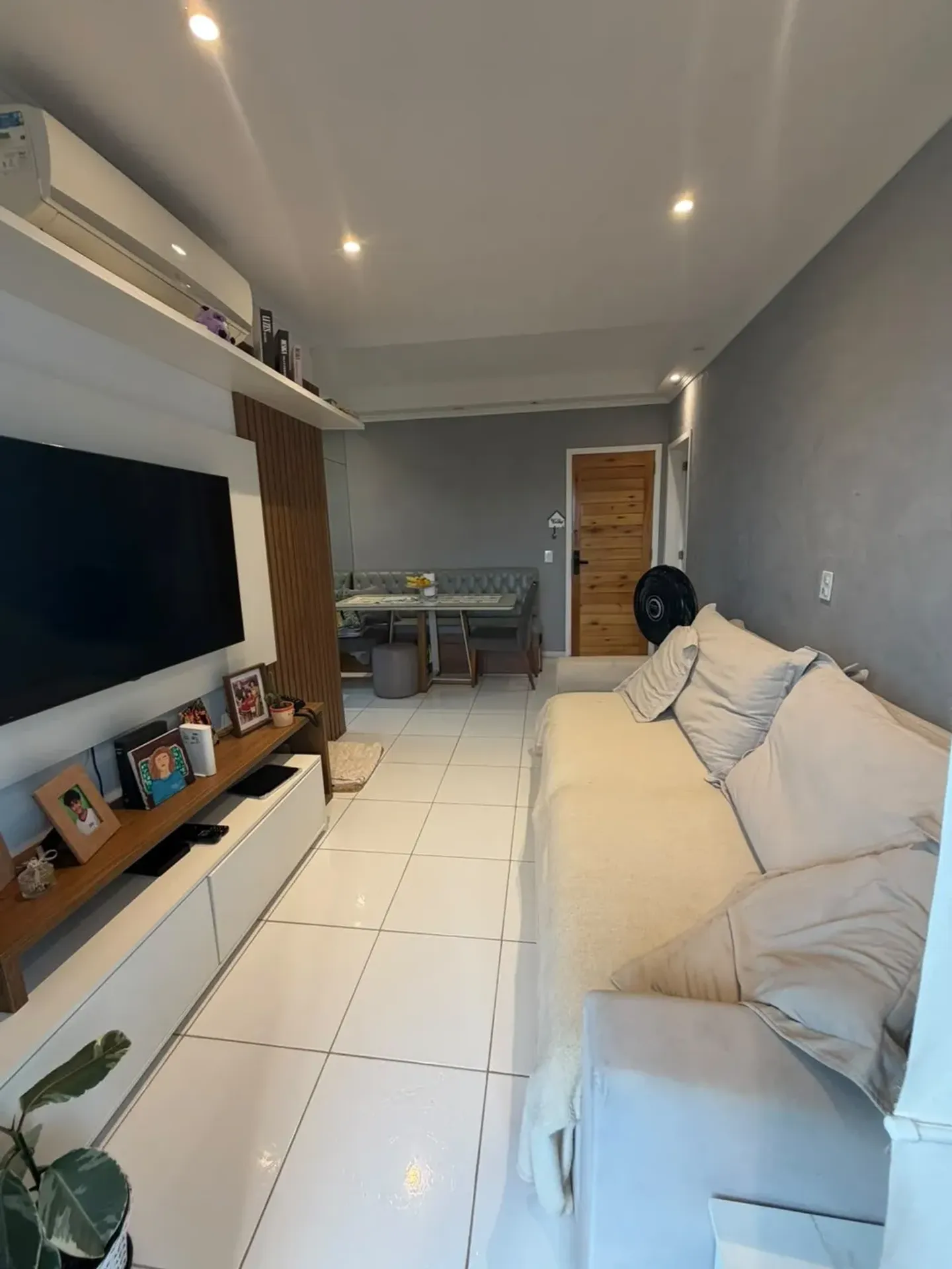 Вид на гори та 3 спальні: квартира 83 м²