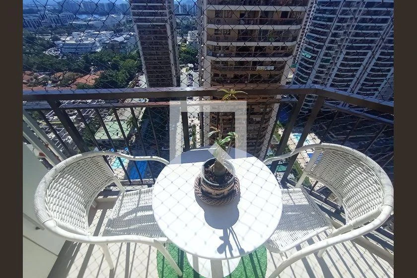 Furnished 30 m² apartment with 1 bedroom and balcony — photo 13