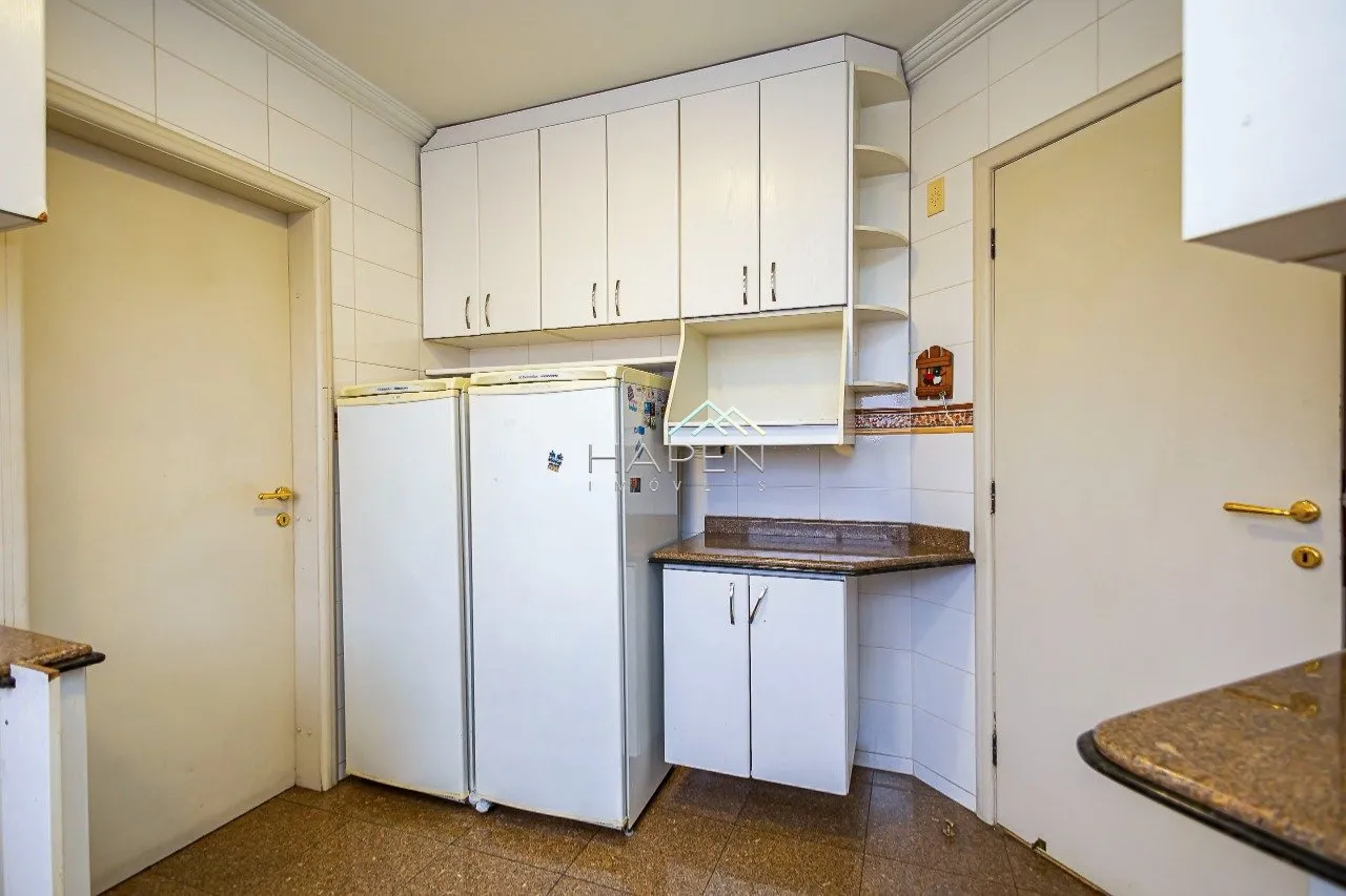 Furnished 4-bedroom apartment with 4 bathrooms — photo 6