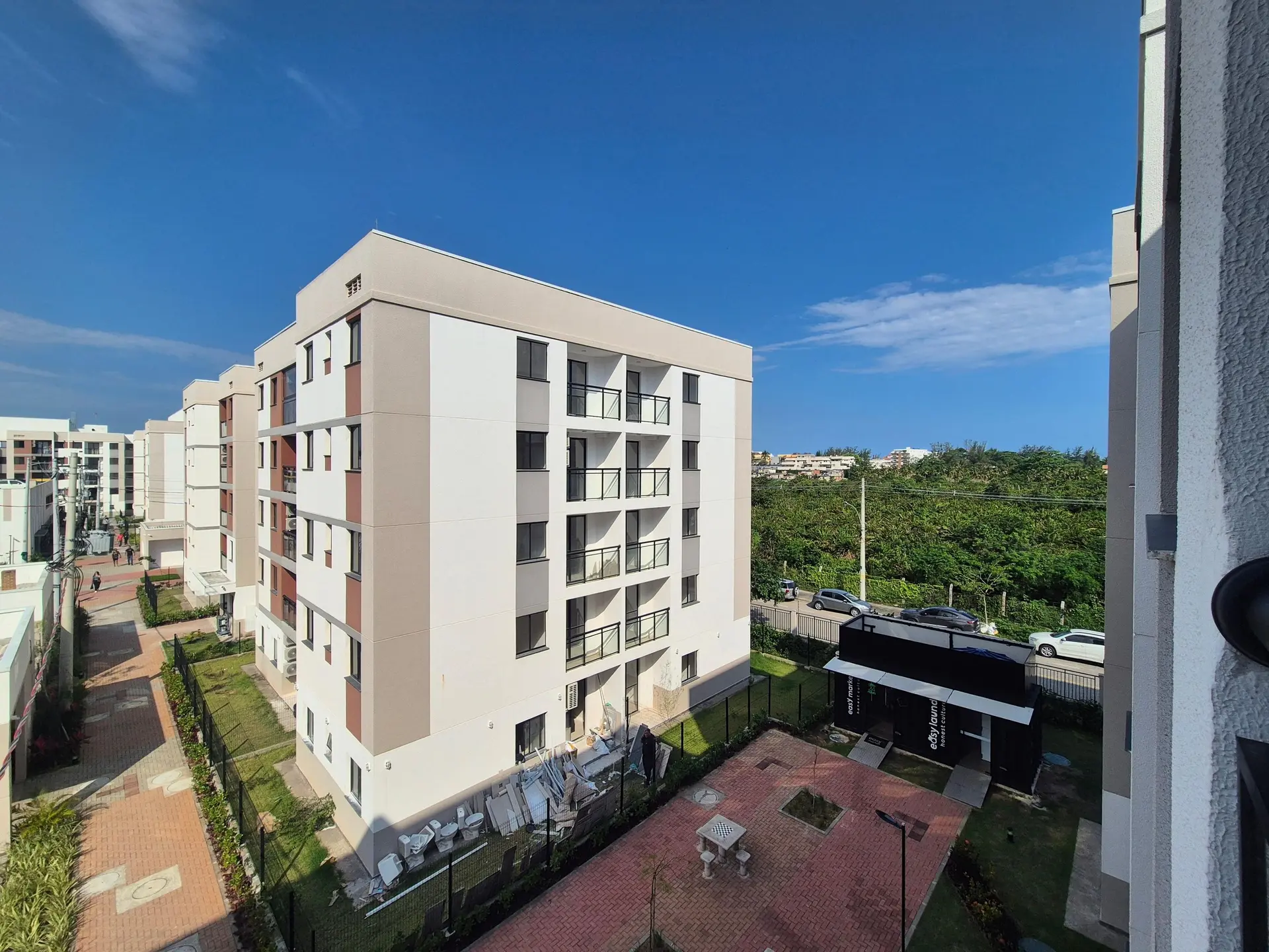 Apartamento mobiliado de 2 quartos em condomínio com piscina — photo 31