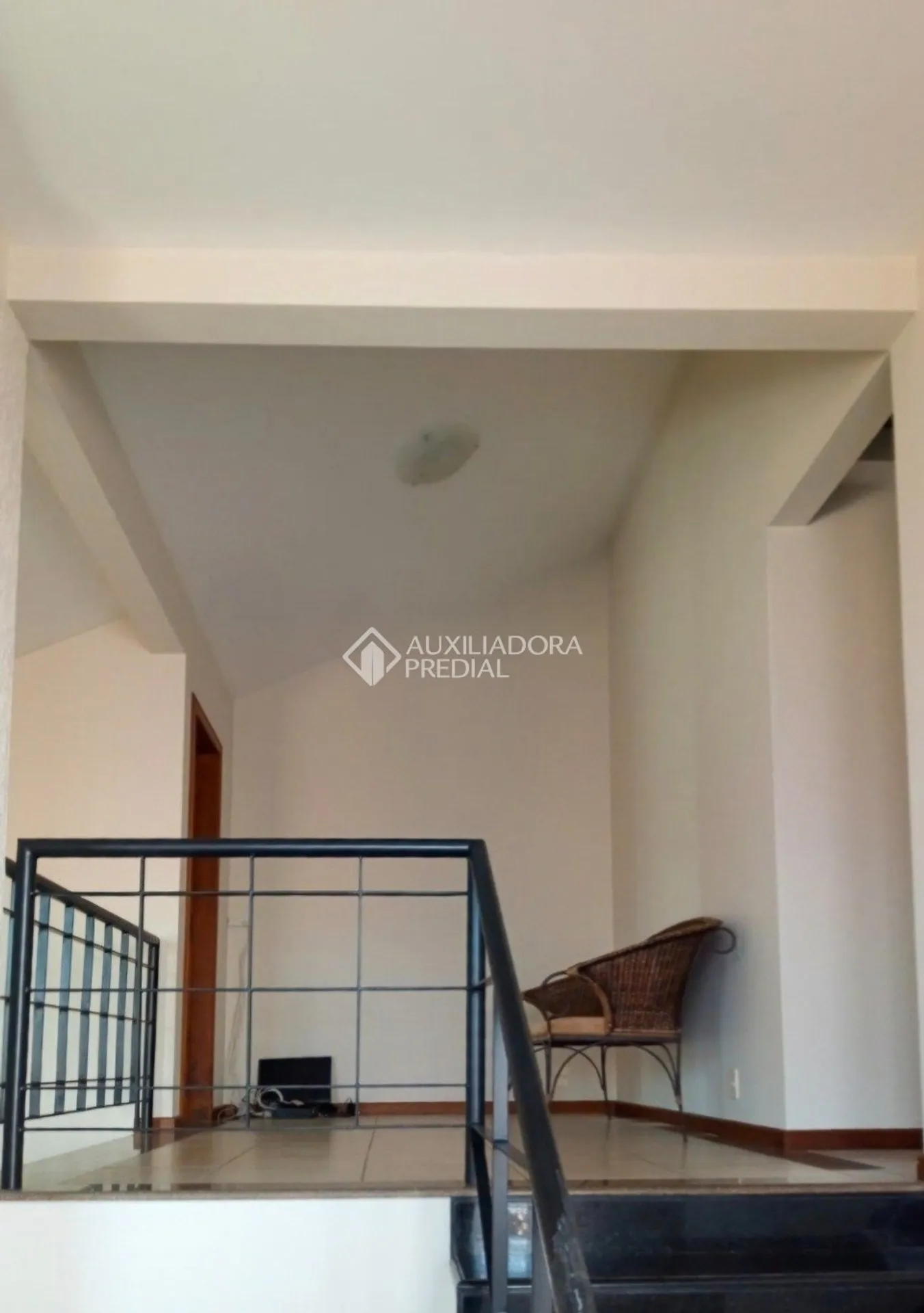 House with 3 bedrooms and 2 baths, on floor 2 — photo 28