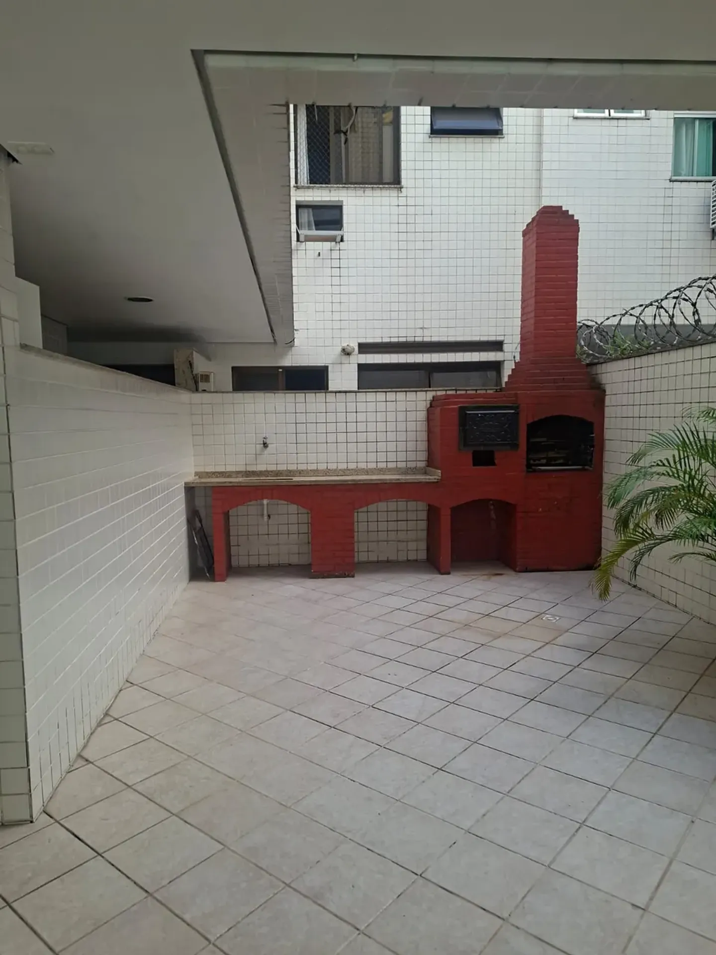 75 m² apartment with 3 bedrooms and a balcony — photo 31