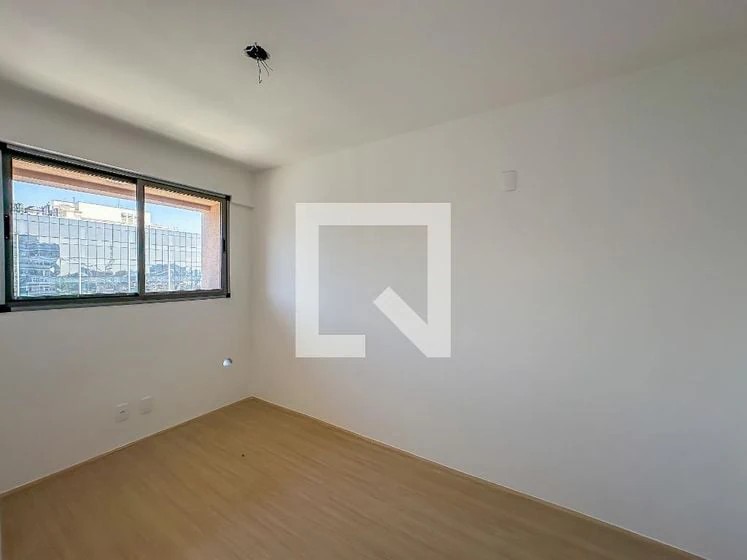 2-bedroom apartment in a building with a gym — photo 10