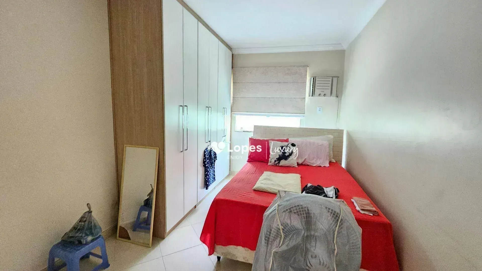 Furnished house with 6 en-suite suites and a private pool — photo 65