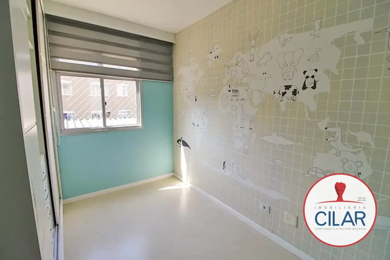 75.82 m² apartment with 3 bedrooms and enclosed kitchen — photo 3