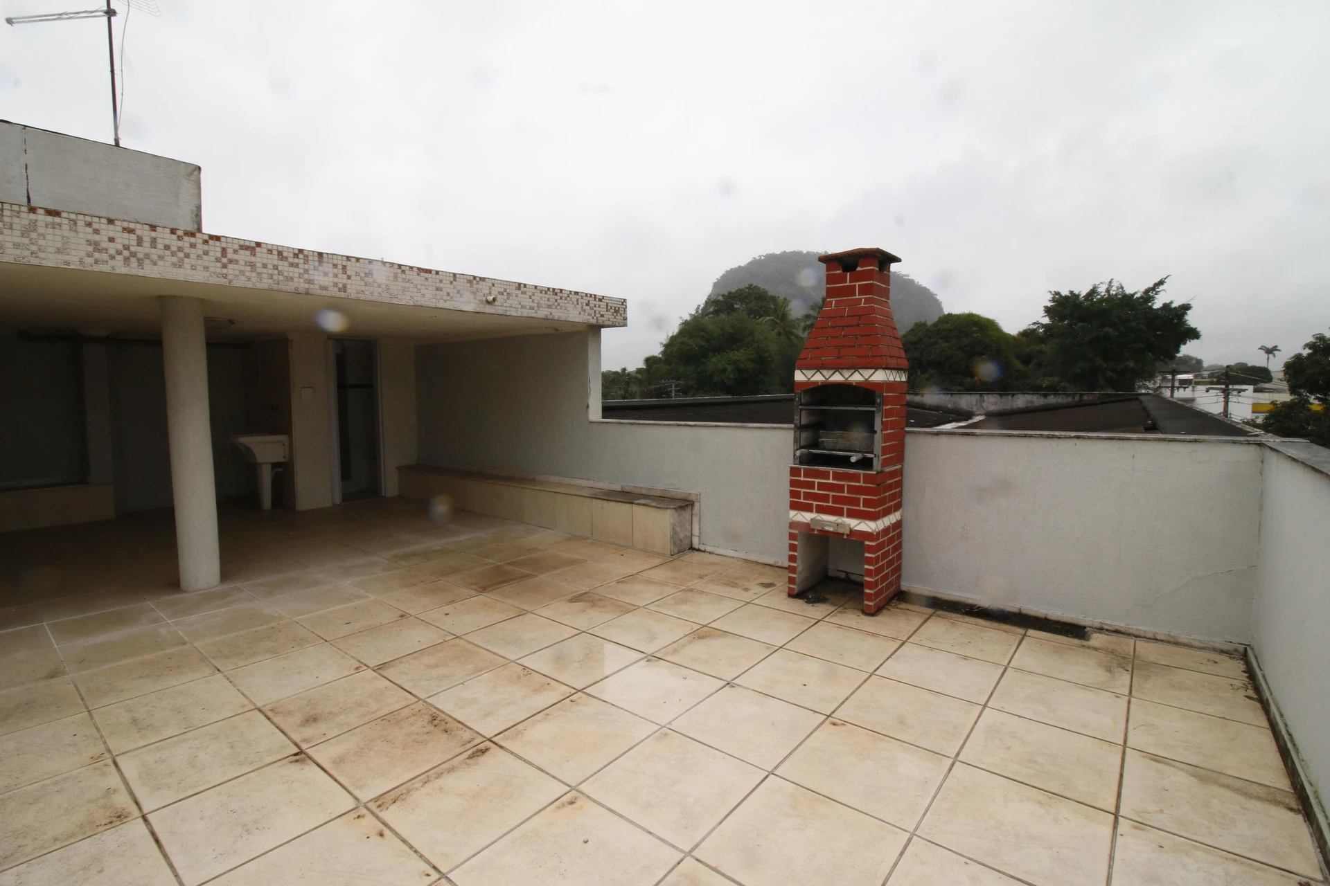 Condo house with 4 bedrooms and 2 en-suites, 3 parking — photo 14
