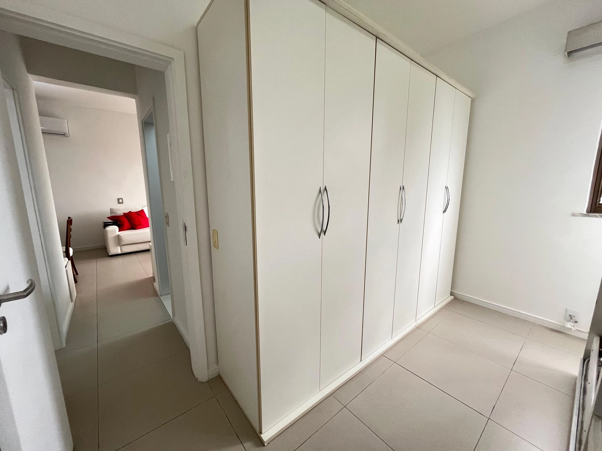 Mountain view in a 2-bedroom apartment, 70 m² — photo 22