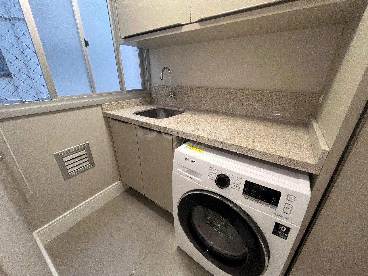 3-bedroom apartment with a washing machine in Florianópolis — photo 22
