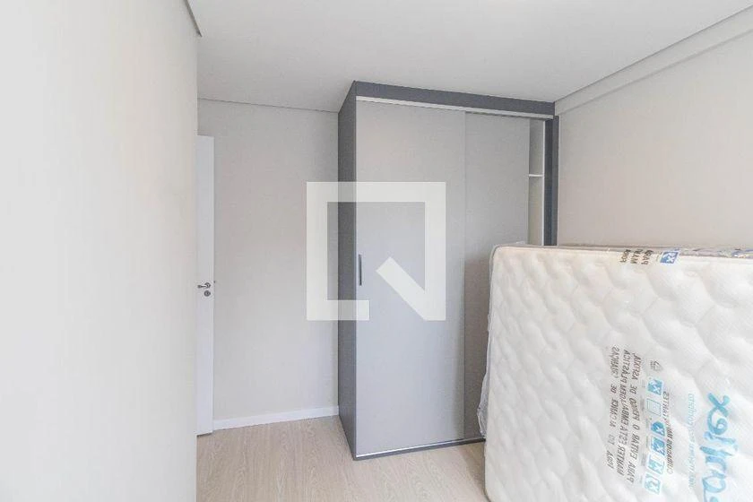 2-bedroom apartment in a building with a gym — photo 24
