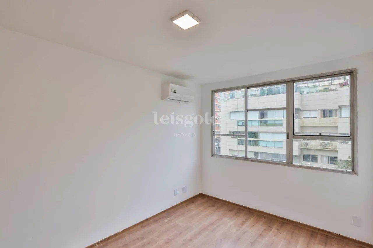 Apartment, 73 m², with wood or laminate floors — photo 5