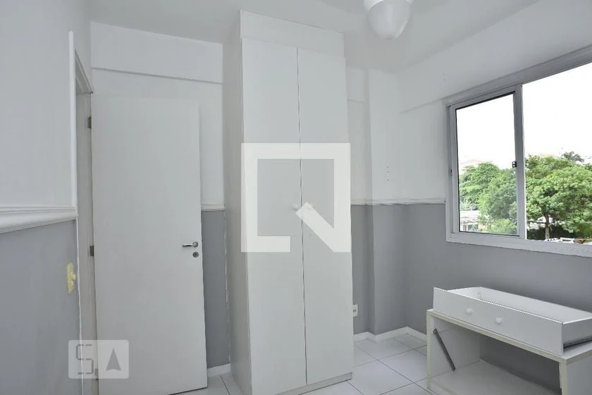 Apartamento de 2 quartos em condomínio com piscina — photo 18