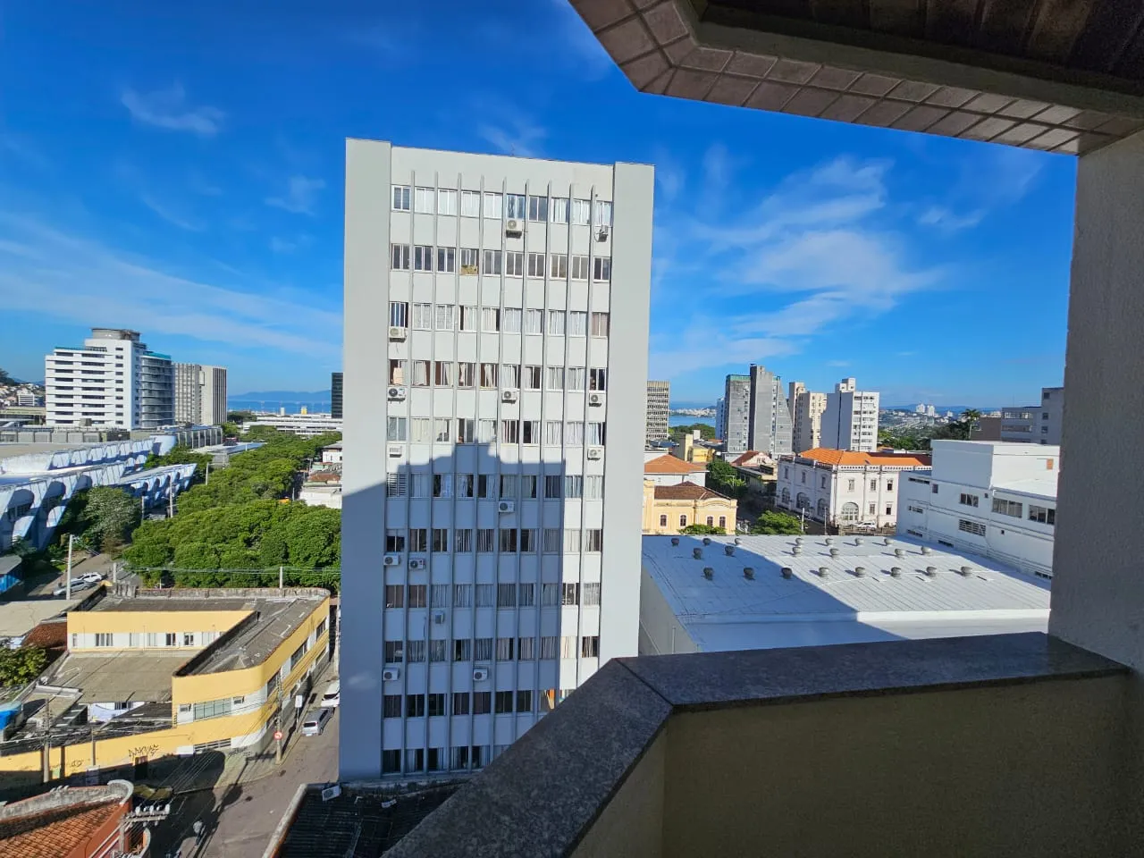 Furnished 1-bedroom apartment with a balcony — photo 8