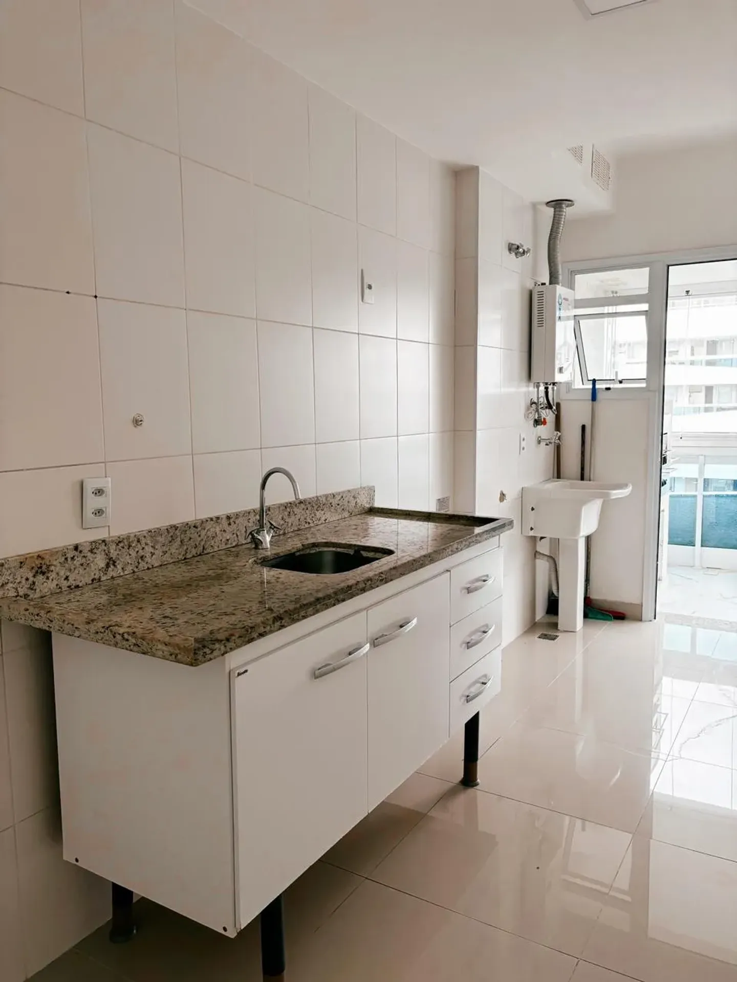 Apartment, 75 m², with a grill on the balcony — photo 10