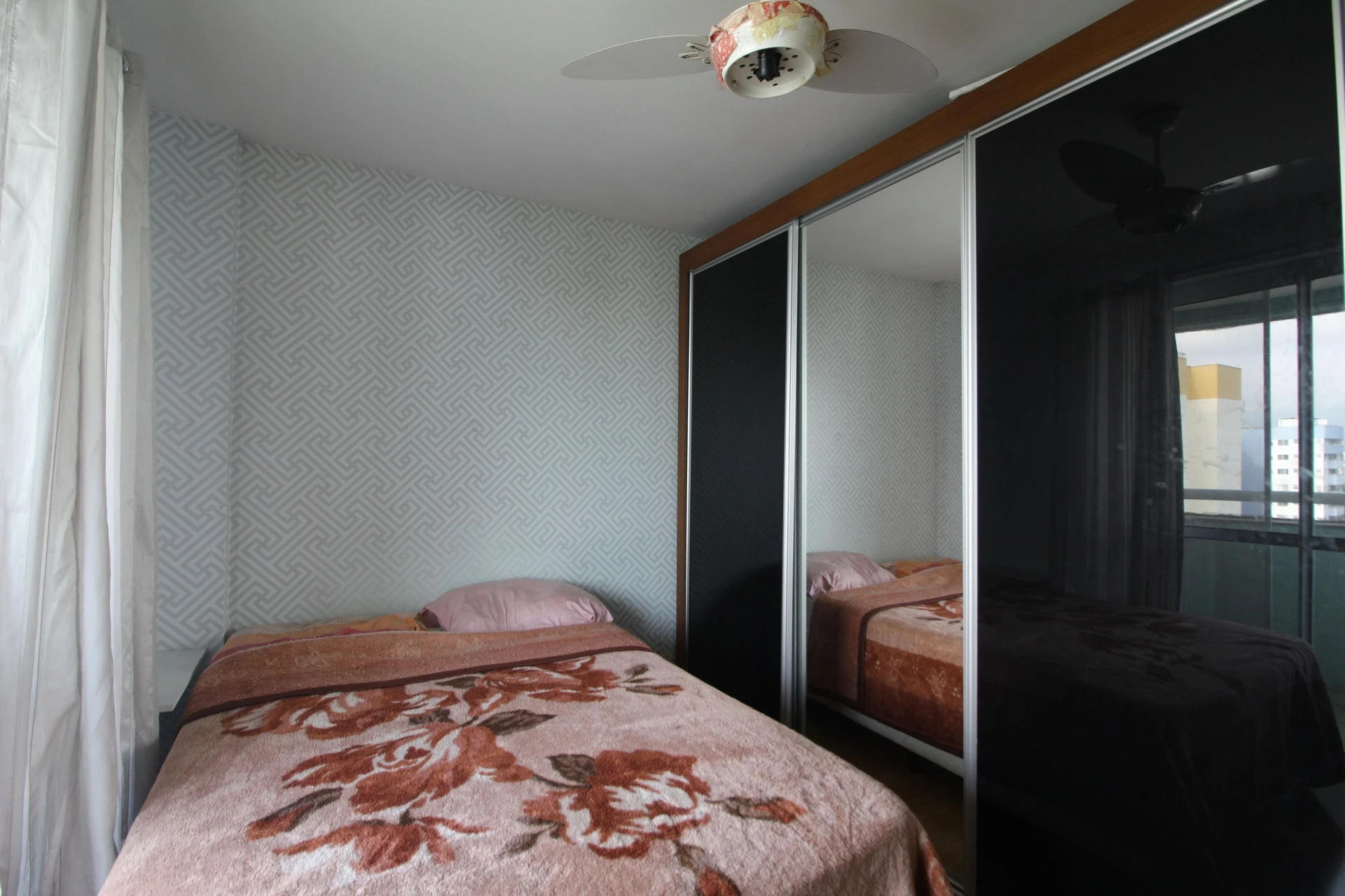 Furnished apartment, 80 m², with a washing machine — photo 27