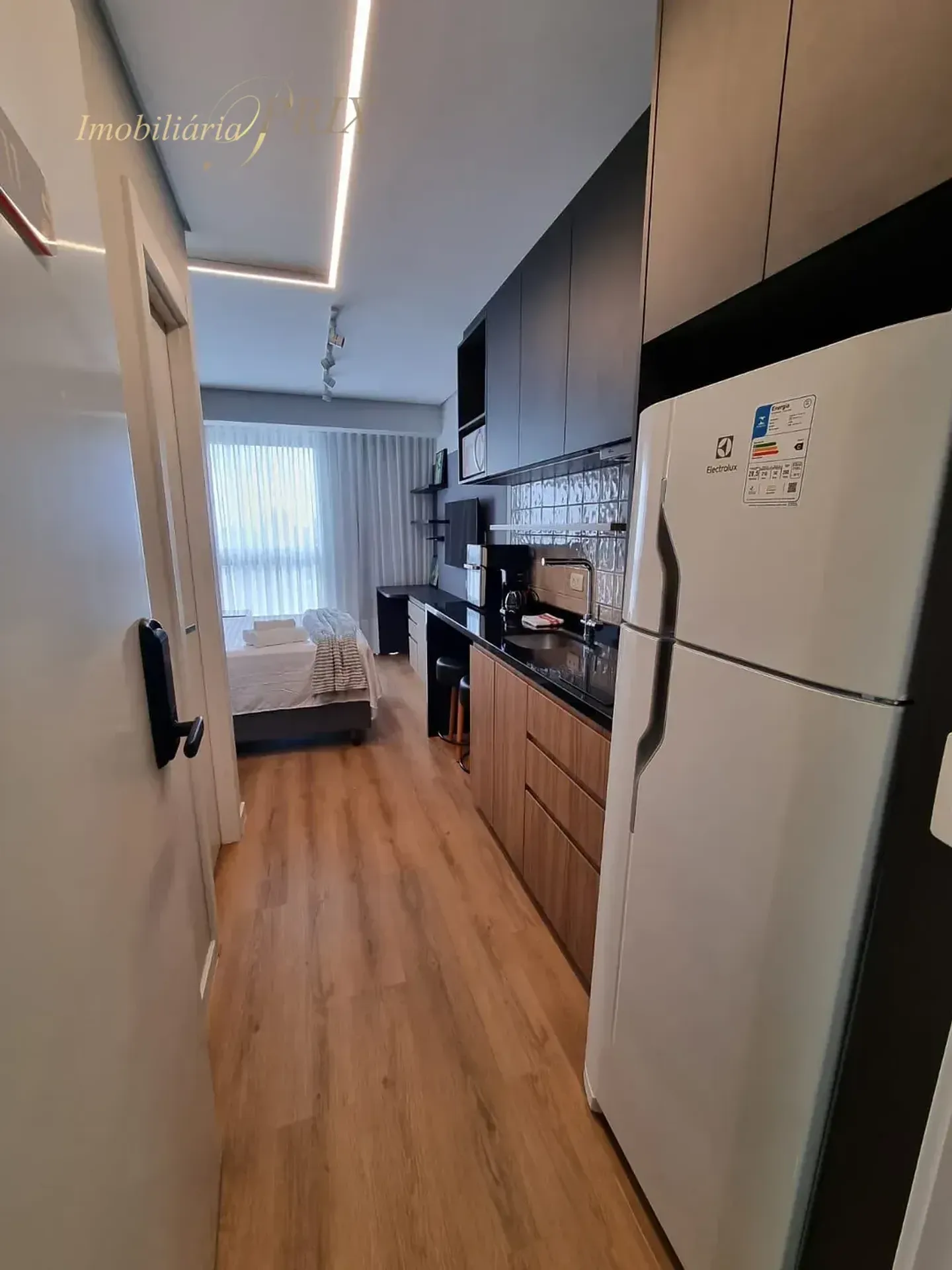 Studio mobiliado, 20 m², com espaço de home office — photo 12