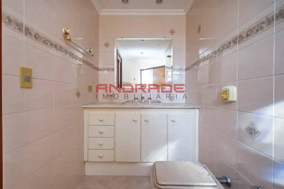 Unfurnished 3-bedroom apartment with 118 m² — photo 57