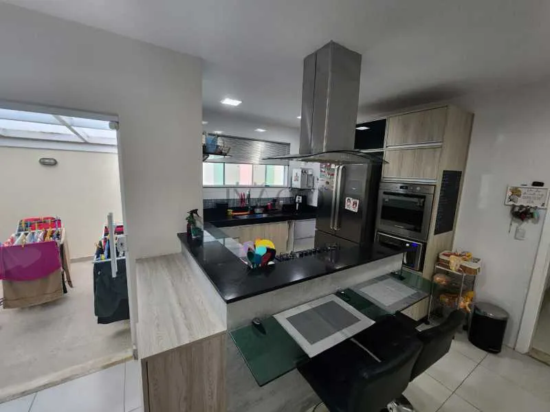 Casa mobiliada em condomínio com 5 quartos e 5 banheiros — photo 16