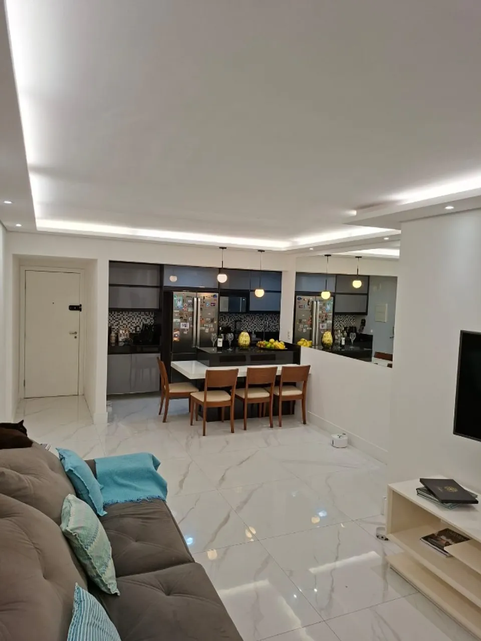 Furnished apartment with 4 bedrooms and open-plan kitchen