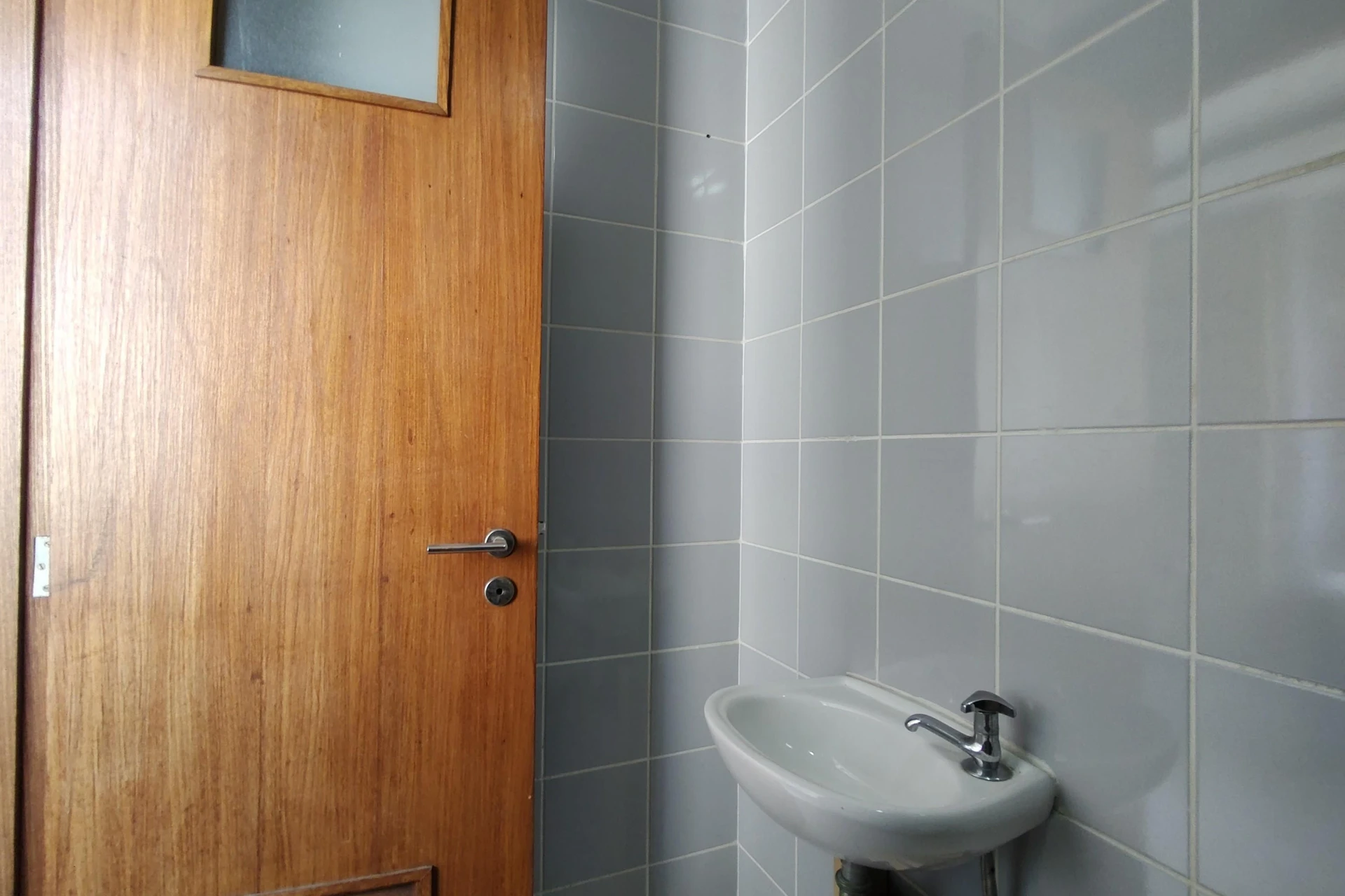 99 m² apartment with a water view and a washing machine — photo 80