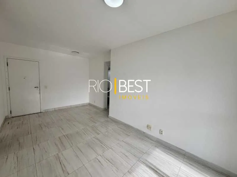 Apartamento de 76 m² com jacuzzi e varanda envidraçada — photo 13
