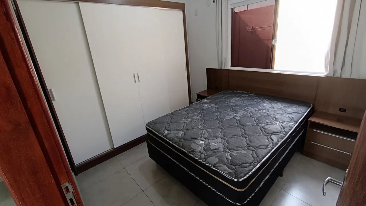 Furnished one-bedroom, 25 m² apartment in Florianópolis — photo 3