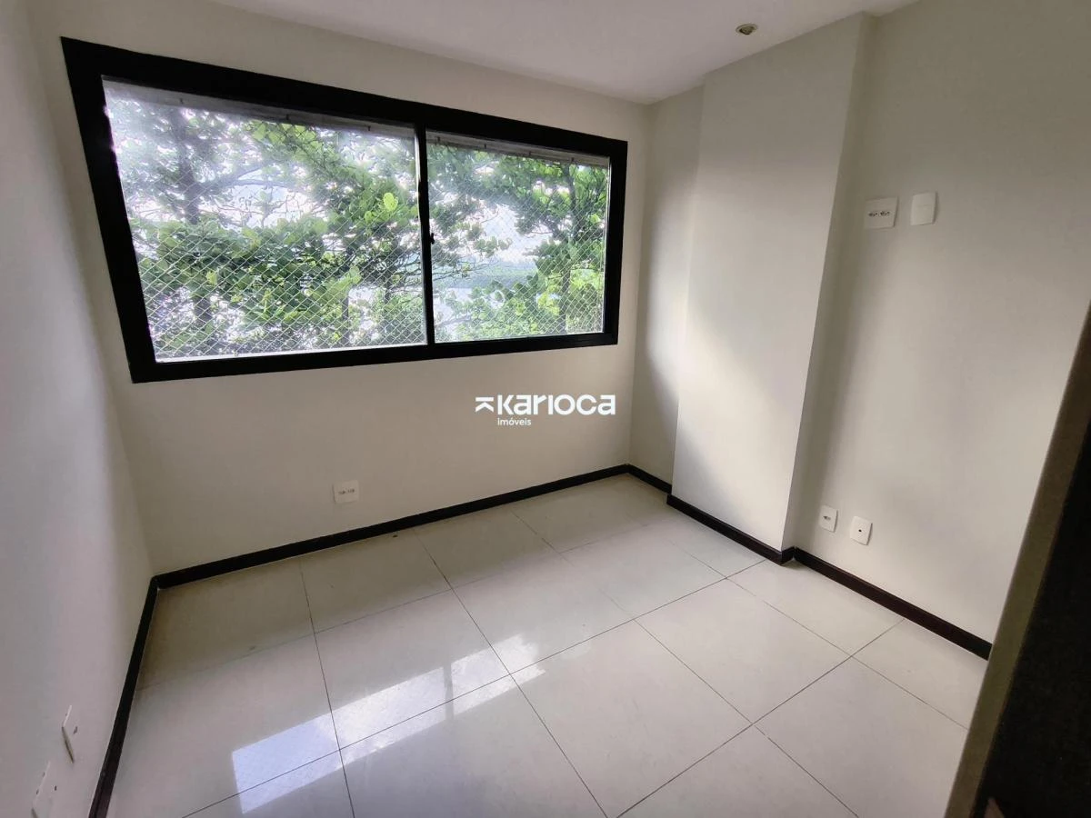 104 m² rental apartment with 3 bedrooms and 2 parking spaces — photo 11