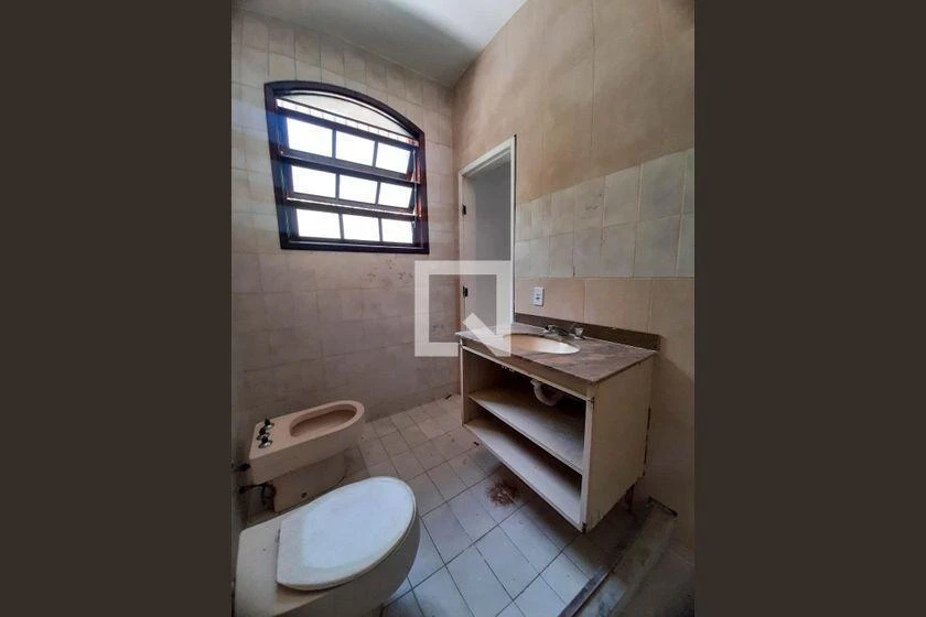 House with 6 bedrooms and 9 bathrooms, 911 m² and 3 parking — photo 41