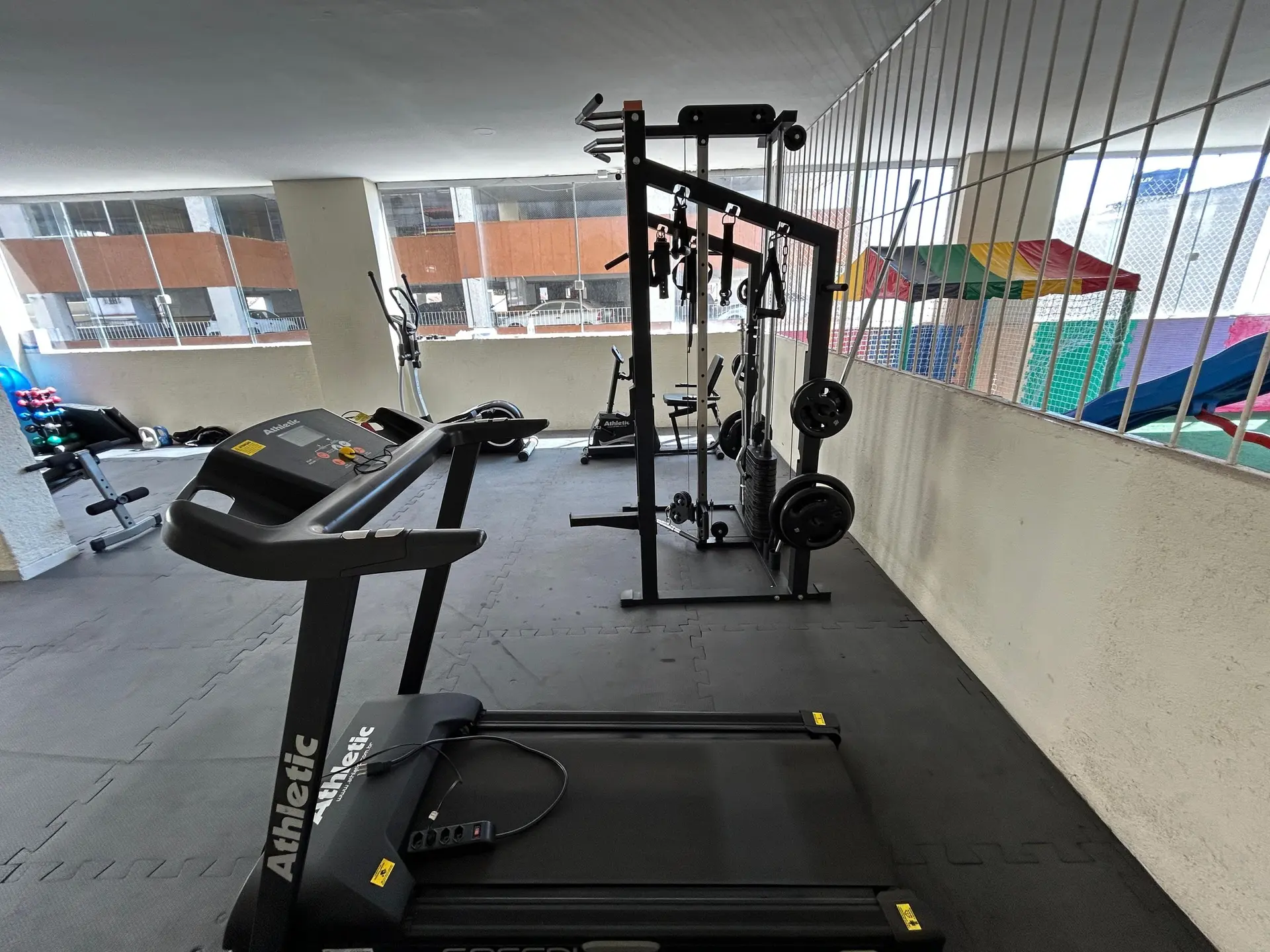 Apartamento com 3 quartos e suíte em bom estado — photo 20