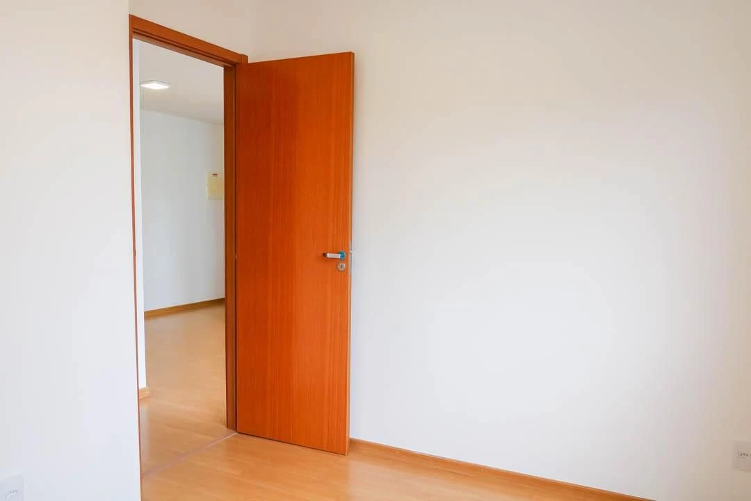 Mountain view in a 2-bedroom apartment, 43 m² — photo 25