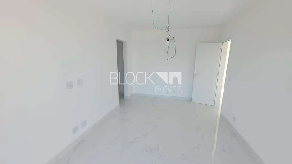 Casa com 6 suítes e cozinha americana aberta com fogão a gás — photo 26