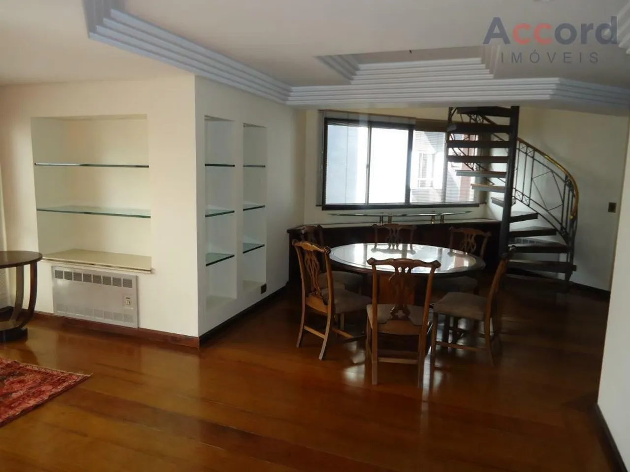 Top-floor apartment with 2 bedrooms and 4 bathrooms, 224 m² — photo 6