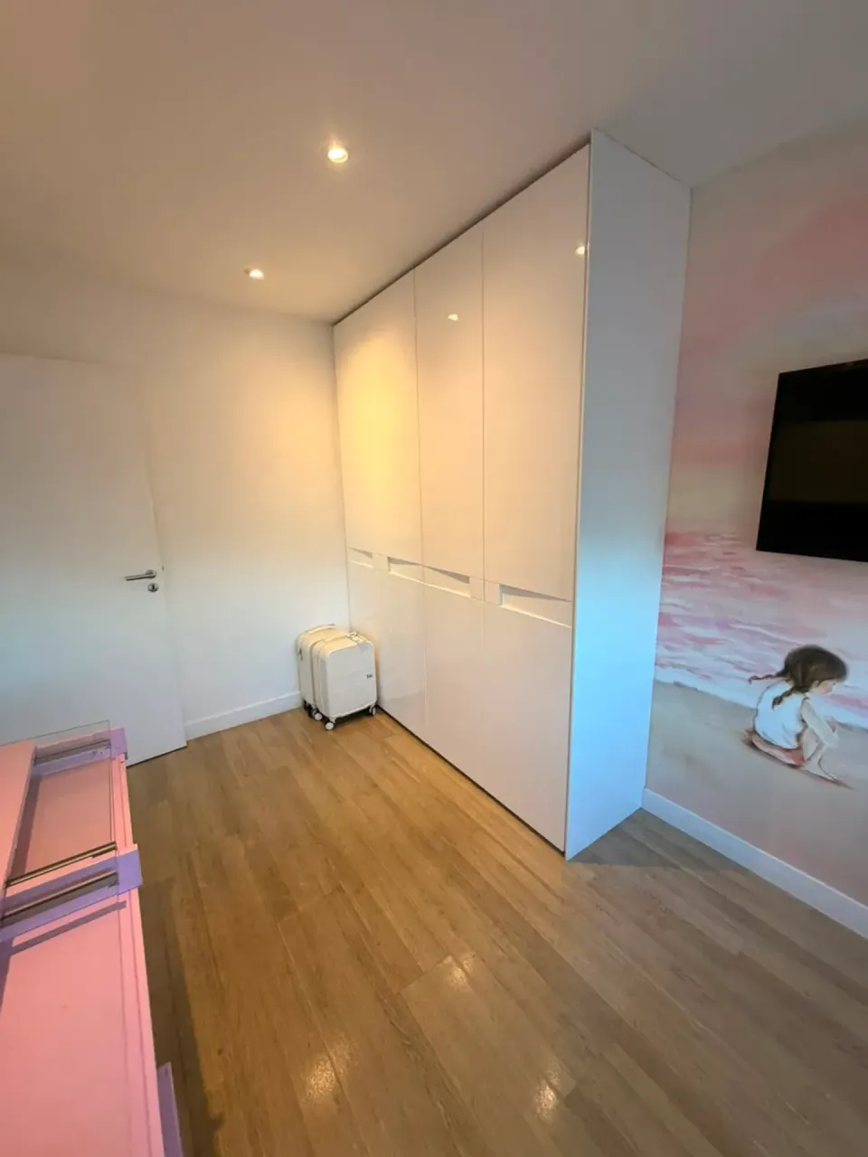 Furnished 115 m² apartment with 3 bedrooms and 3 baths — photo 10