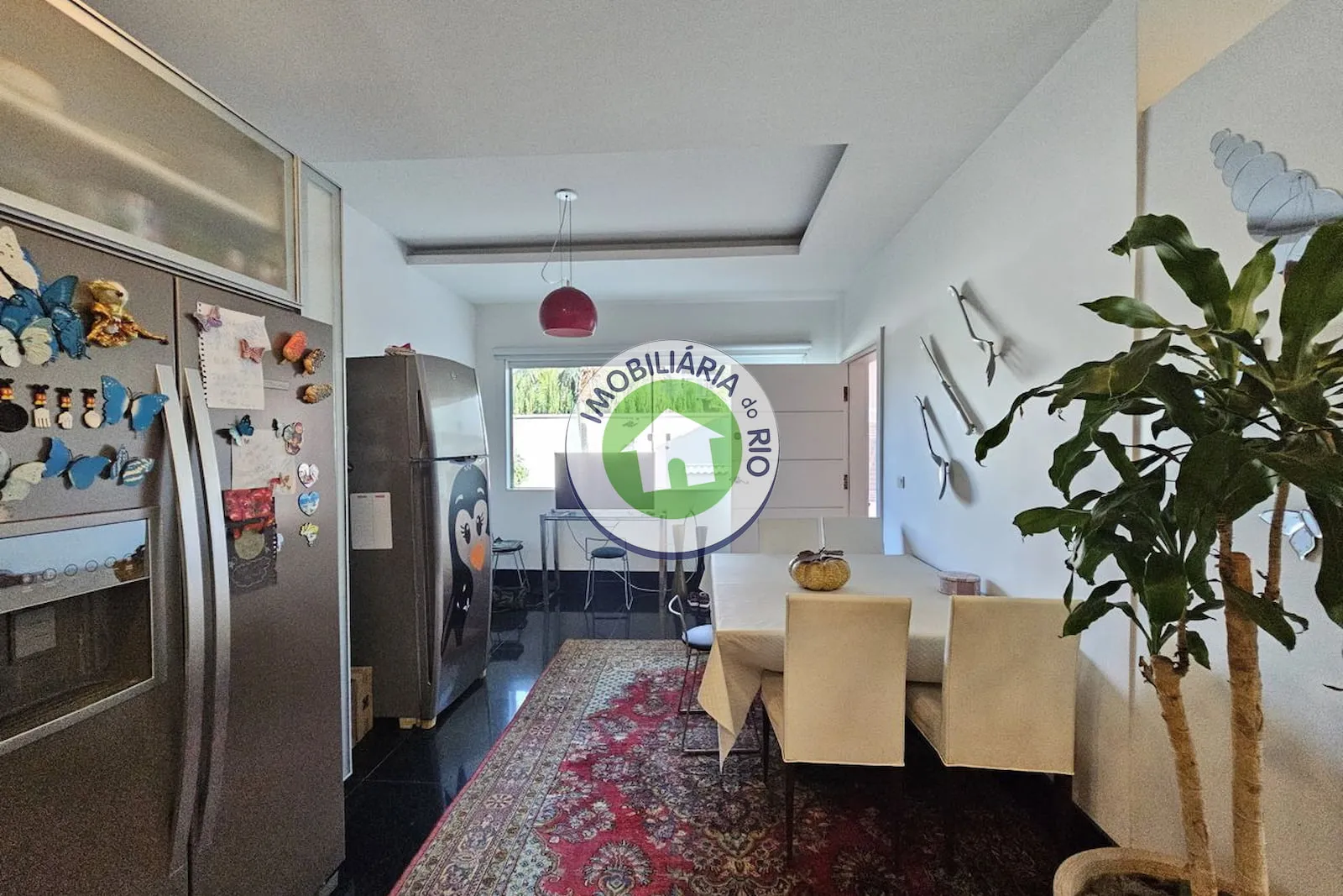 Casa com 5 quartos e 5 banheiros, cozinha fechada — photo 39