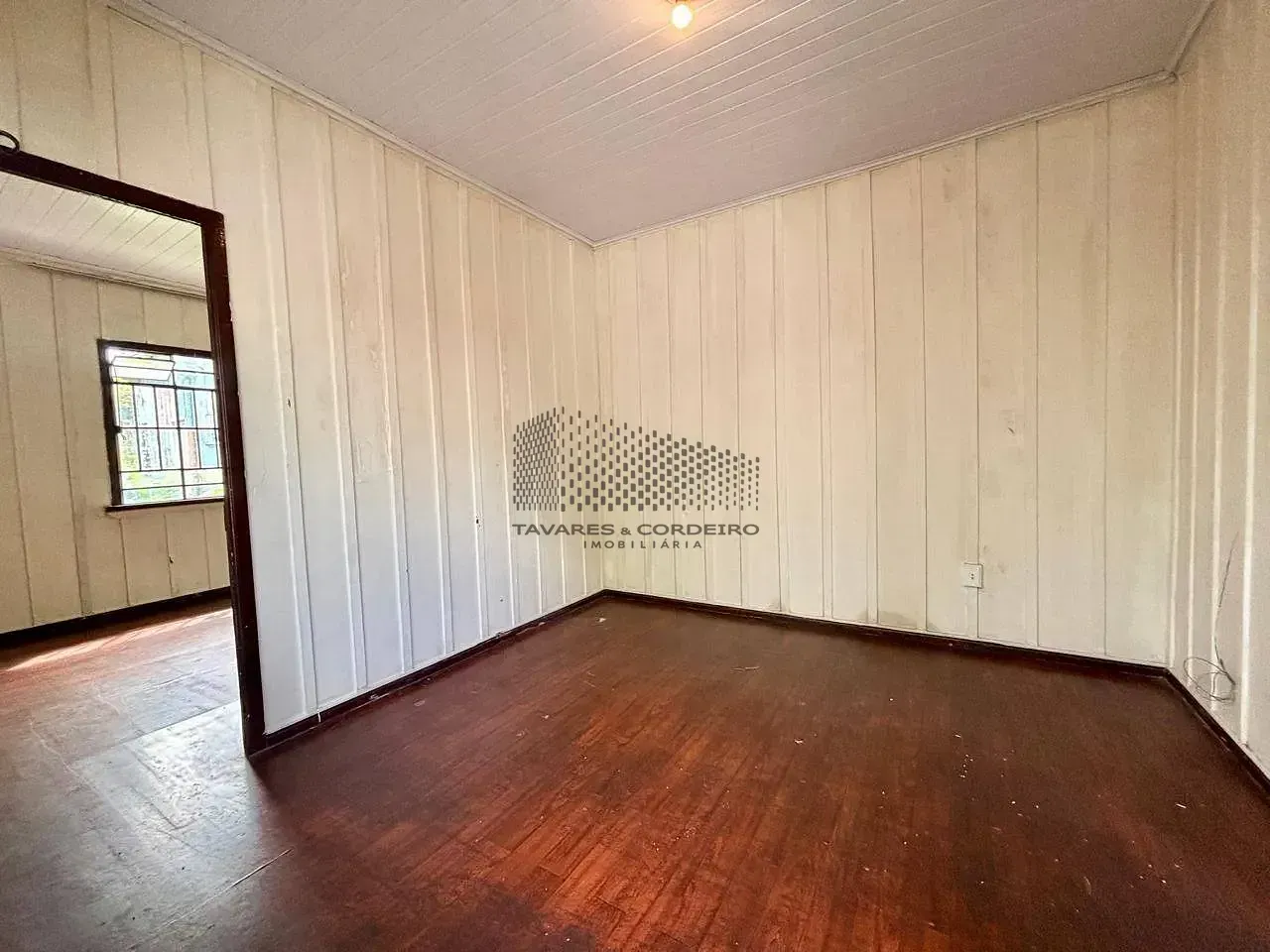Wood or laminate floors in a 2-bedroom house, 60 m² — photo 14