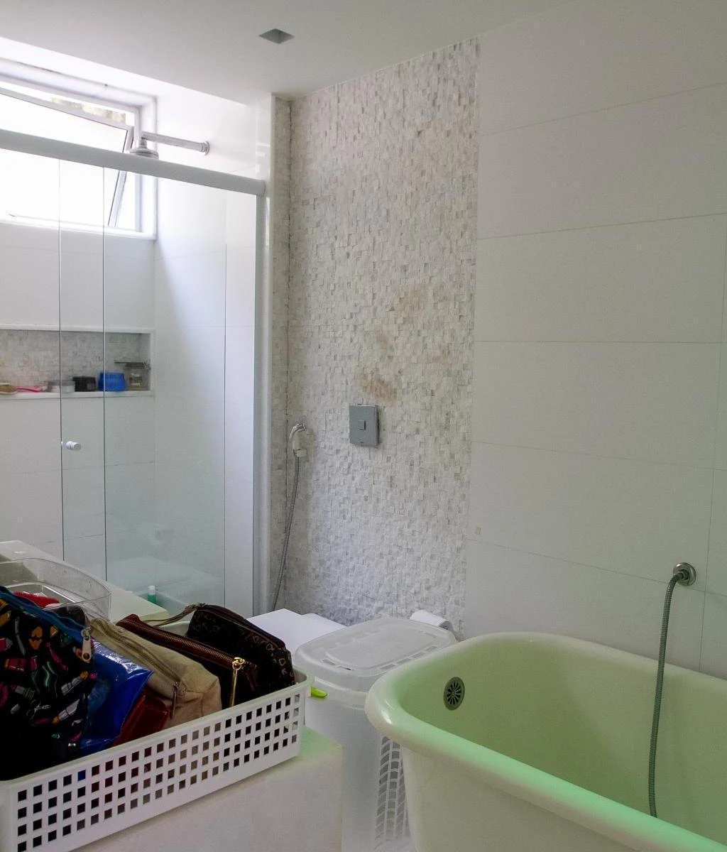 Furnished apartment with 3 bedrooms and 148 m² — photo 39