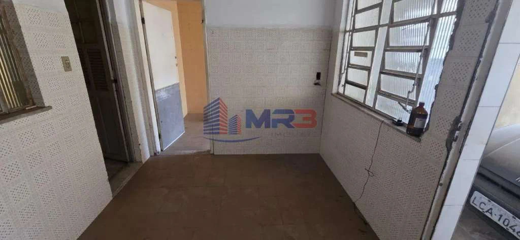 Casa com 3 quartos e quintal, com 4 vagas — photo 5
