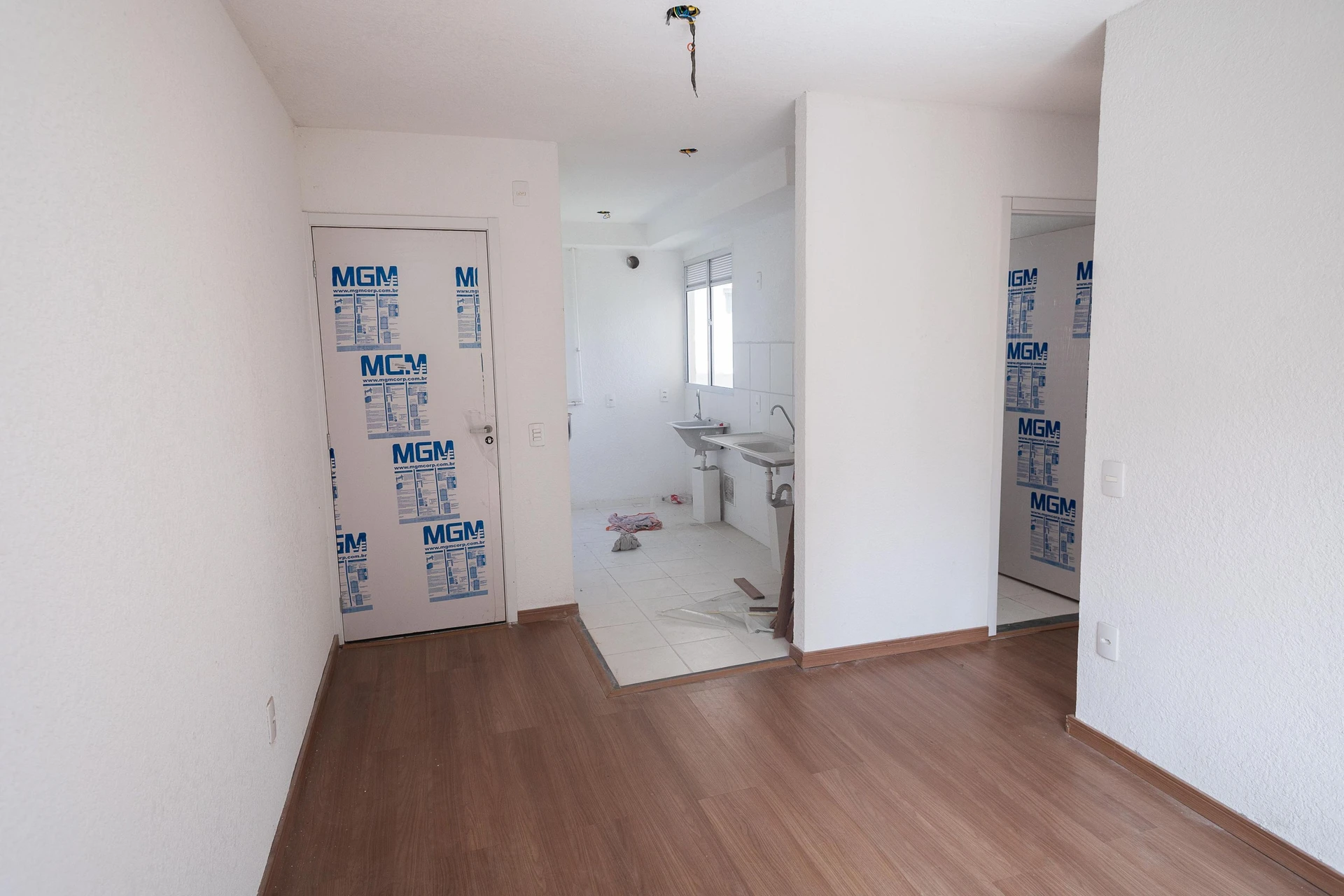 Apartamento sem mobília com 2 quartos e jardim privativo — photo 11