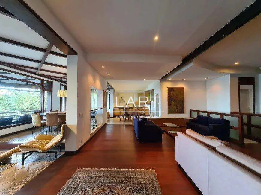 House with 5 bedrooms, 5 baths and separate kitchen — photo 5