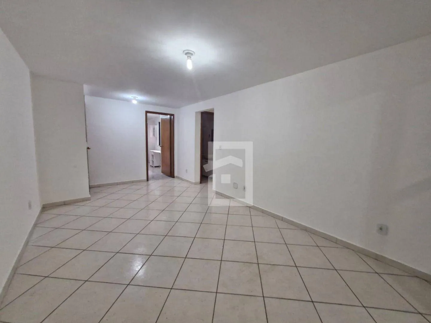 Apartamento com 2 quartos e 2 banheiros — photo 6