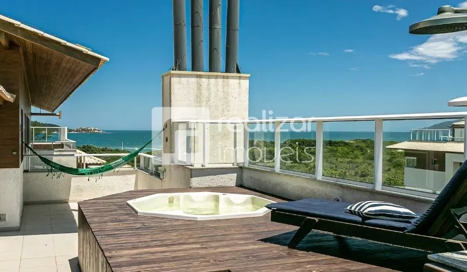 Penthouse amueblado de 3 dormitorios con agua — photo 25