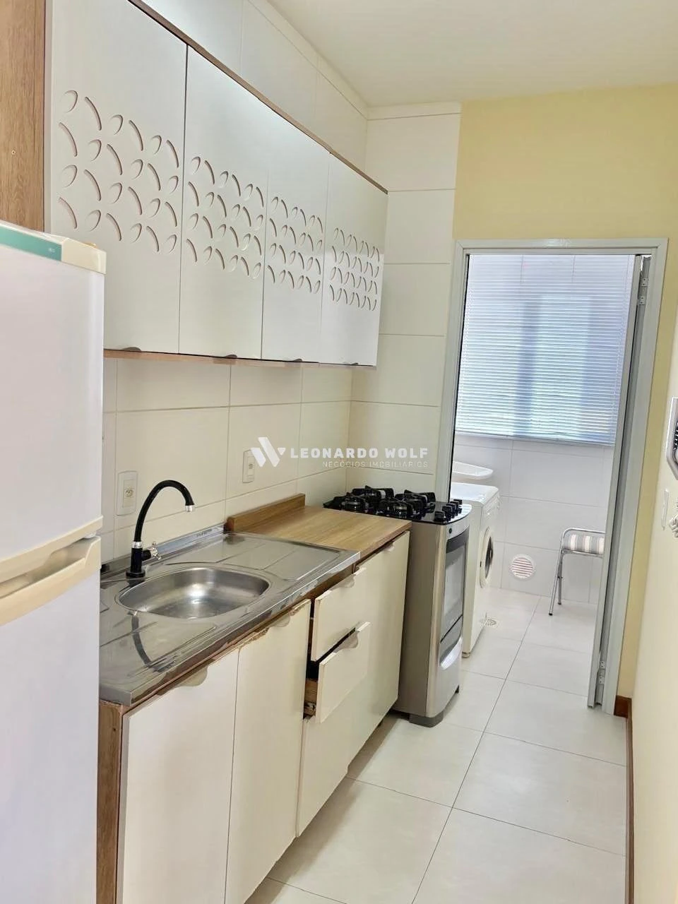 2-bedroom apartment with a water view in Florianópolis — photo 2