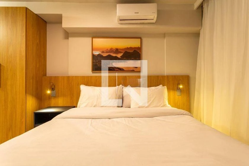 Apartamento mobiliado de 1 quarto com cozinha integrada — photo 8