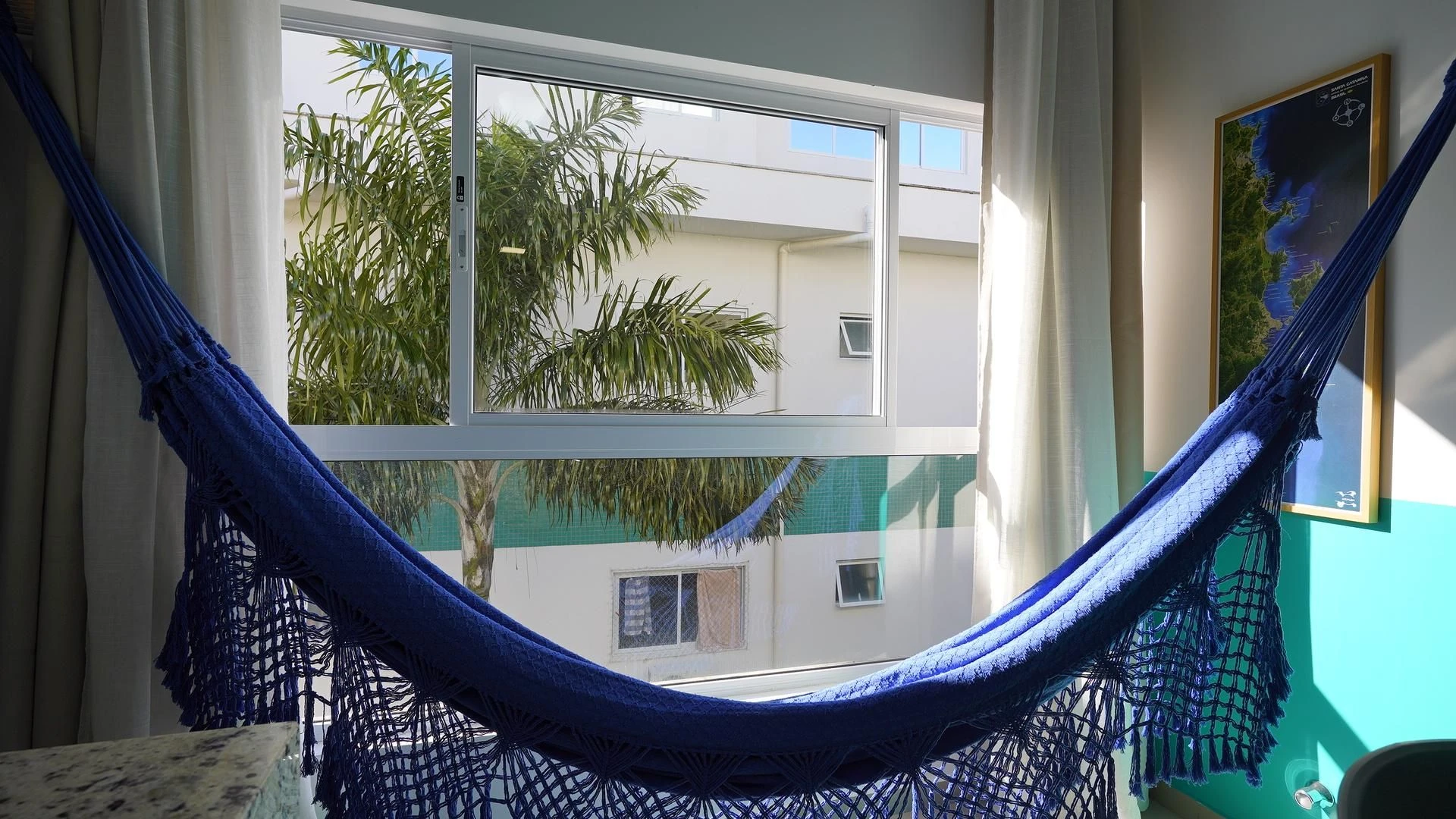 Furnished studio, 37 m², with a mountain view — photo 14
