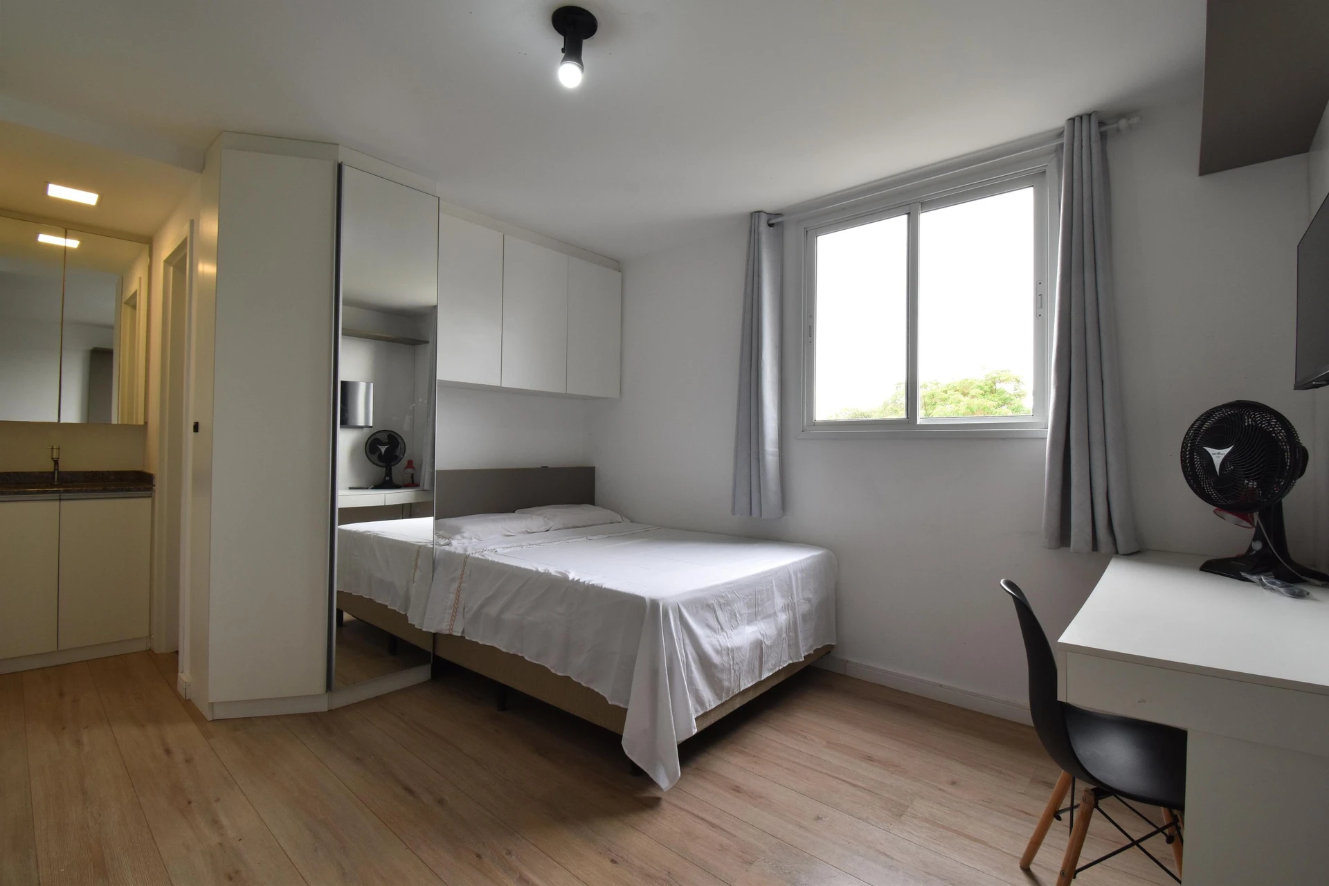 Furnished studio, 17 m², with a washing machine